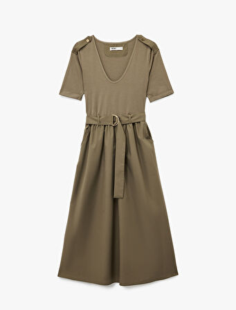 U Yaka Kısa Kollu Kemer Detaylı A Kesim Uzun Elbise