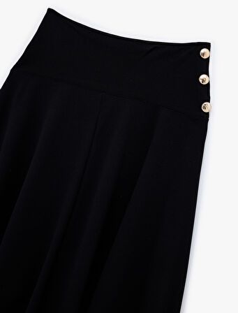 Metal Düğme Aksesuarlı Midi Kloş Etek