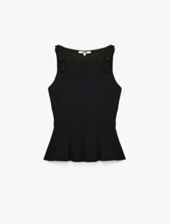 Krep Scuba Kumaş Slim Fit Kolsuz Kayık Yaka Fiyonk Detaylı Peplum Bluz