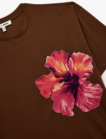 Kısa Kollu Bisiklet Yaka Rahat Kalıp Pamuklu Hibiskus Baskılı Tişört