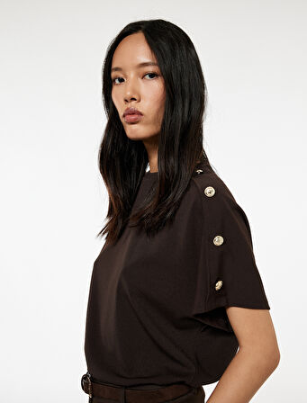 Regular Fit Kısa Kollu Bisiklet Yaka Düğmeli Tişört