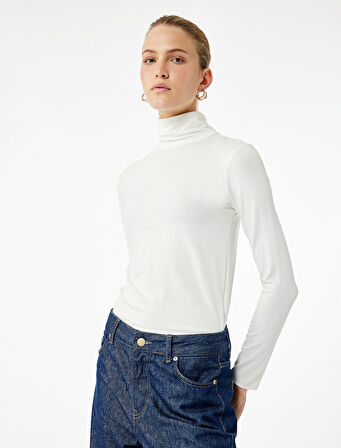 Slim Fit Viskon Kumaş Uzun Kollu Balıkçı Yaka Tişört