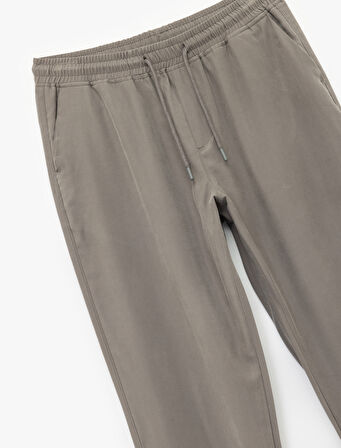 Viskon Cep Detaylı Rayon Tapered Beli Bağcıklı Yazlık Pantolon