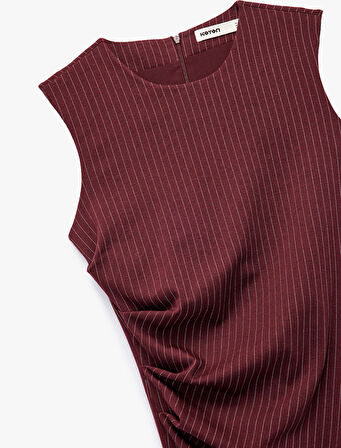 Drape Detaylı Asimetrik Kesim Kolsuz Bisiklet Yaka Mini Elbise