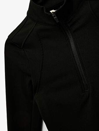 Uzun Kollu Dik Yaka Yarım Fermuarlı Spor Tişört