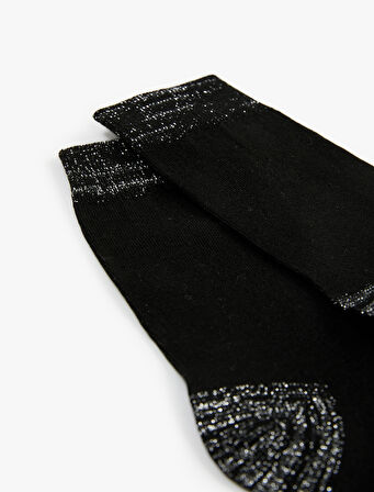 Parlak Detaylı Soket Çorap