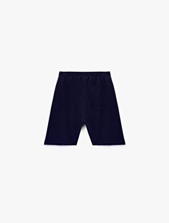 Pamuklu Rahat Kalıp Cep Detaylı Beli Bağcıklı Spor Şort