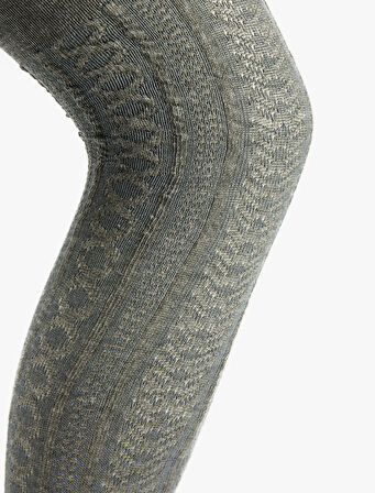 Dokulu Külotlu Çorap