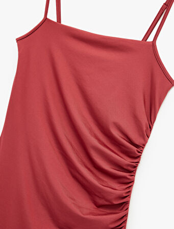 Slim Fit Yırtmaç Detaylı Drapeli İnce Askılı Kalem Elbise