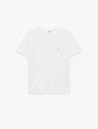 Pamuklu Kısa Kollu Bisiklet Yaka Kalpli Varak Baskı Detaylı Tişört