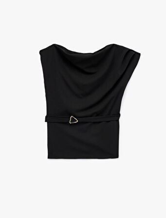 Slim Fit Kemer Detaylı Degaje Yaka Kolsuz Bluz