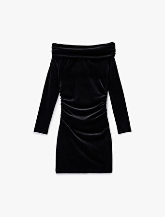 Slim Fit Uzun Kollu Omzu Açık Madonna Yaka Mini Kadife Elbise