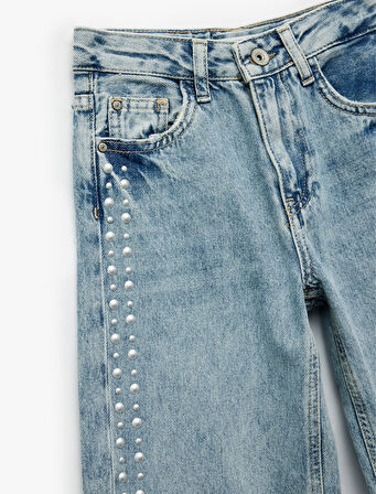 Pamuklu Rahat Kesim Zımba Detaylı Geniş Paça Denim Pantolon