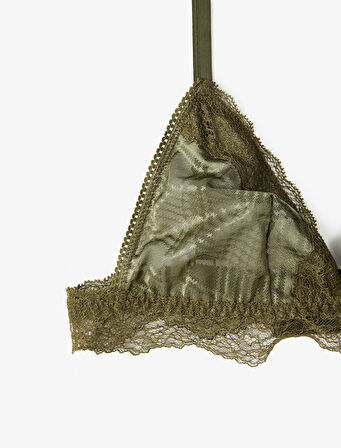 Rahat Kalıp Balensiz Dolgusuz Ekose Desenli Dantel Detaylı Üçgen Sütyen