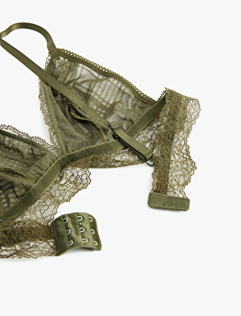 Rahat Kalıp Balensiz Dolgusuz Ekose Desenli Dantel Detaylı Üçgen Sütyen