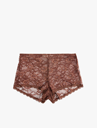 Dantel Detaylı Rahat Kalıp Kısa Şort