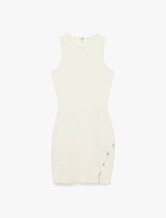 Slim Fit Asimetrik Kesim Aksesuar Detaylı Kolsuz Bisiklet Yaka Mini Kalem Elbise