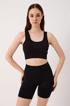 Essential Spor Şort Yüksek Bel Esnek Şekillendirici ve Toparlayıcı Seamless Tayt Kısa Şort