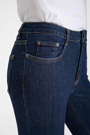 Julia 92 NORMAL BEL KOYU RINSE CROP FLARE JEANS KADIN