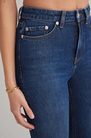 Hilde 499 YÜKSEK BEL MAVİ MOM JEANS KADIN