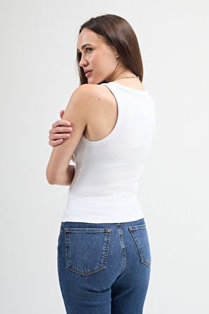 Cuello 82004 Dar Kesim Beyaz Kadın U Yaka Basic Atlet