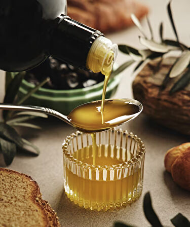 VALS OLIVE Premium Erken Hasat Soğuk Sıkım Naturel Sızma Katkısız Zeytinyağı (750 ml) – Yeni Hasat 24/25 Çocuklu ailelere 