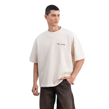 Strong Oversize Ekru T-Shirt