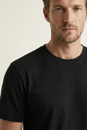 elemge Pamuk Likra Vücuda Oturan Magic Fit Siyah Erkek T-Shirt Compact Penye Kısa Kol Esnek Tişört Elastan