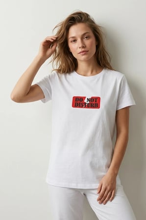 elemge %100 Pamuk Pijama Üstü T-Shirt Süprem Compact Penye Kadın Rahat Kalıp Beyaz Kısa Kol Do Not Disturb