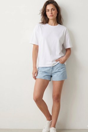 elemge %100 Pamuk Süprem Kadın Boxy Fit Beyaz T-Shirt Bol Kesim Düşük Omuzlu Bisiklet Yaka Tişört