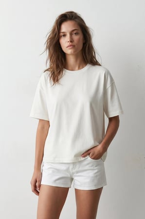 elemge %100 Pamuk Süprem Kadın Boxy Fit Ekru T-Shirt Bol Kesim Düşük Omuzlu Bisiklet Yaka Krem Tişört