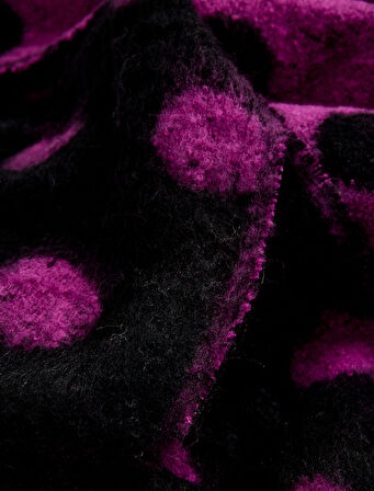 Puantiyeli Püsküllü Yumuşak Dokulu Uzun Atkı