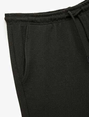 Beli Bağcıklı Pamuklu Cep Detaylı Spor Şort