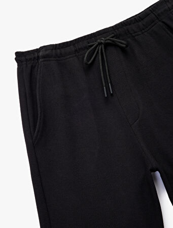 Beli Bağcıklı Pamuklu Cep Detaylı Spor Şort