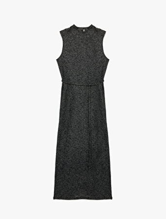 Slim Fit Parıltılı Kemerli Kolsuz Dik Yaka Midi Boy Kalem Elbise
