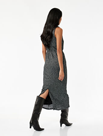 Slim Fit Parıltılı Kemerli Kolsuz Dik Yaka Midi Boy Kalem Elbise