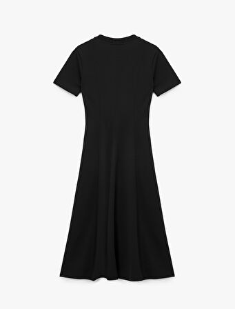 Krep Scuba Kumaş Slim Fit Kısa Kollu Bisiklet Yaka Midi Boy Kloş Elbise