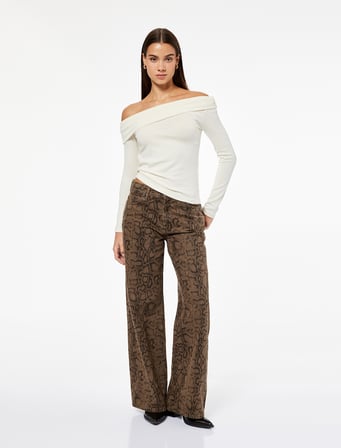Slim Fit Uzun Kollu Omzu Açık Tişört