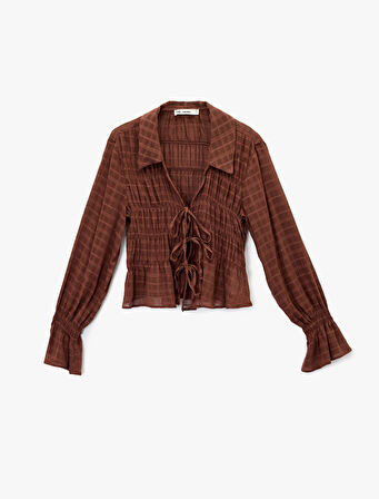 Fiyonklu Bağlama Detaylı Uzun Balon Kollu Gömlek Yaka Ekoseli Bluz