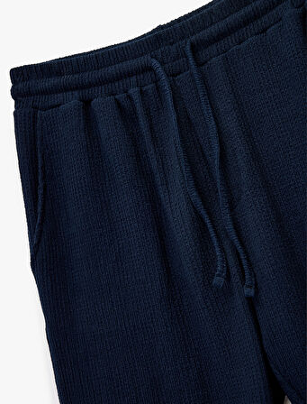 Rahat Kalıp Pamuk Viskon Karışımlı Bermuda Beli Bağcıklı Spor Şort