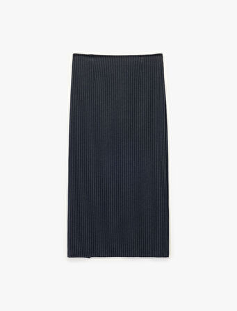 Metal Düğmeli Slim Fit Asimetrik Yırtmaçlı Çizgili Midi Etek