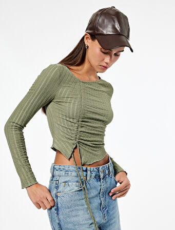 Asimetrik Yaka Slim Fit Büzgülü Uzun Kollu Tişört