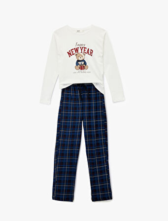 Pamuklu Uzun Kollu Bisiklet Yaka Yılbaşı Temalı Pijama Takımı