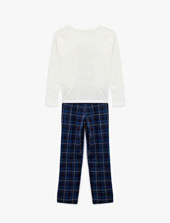 Pamuklu Uzun Kollu Bisiklet Yaka Yılbaşı Temalı Pijama Takımı