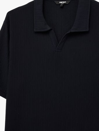 Regular Fit Kısa Kollu Dokulu Polo Yaka Tişört