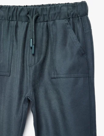 Cep Detaylı Beli Bağcıklı Jogger Pantolon