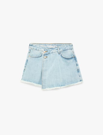 Asimetrik Kesim Düğmeli Rahat Kalıp Pamuklu Denim Mini Şort Etek