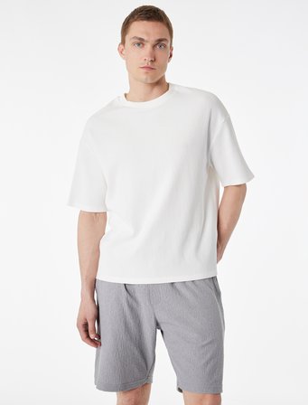 Regular Fit Pamuklu Cepli Bermuda Beli Bağcıklı Şort