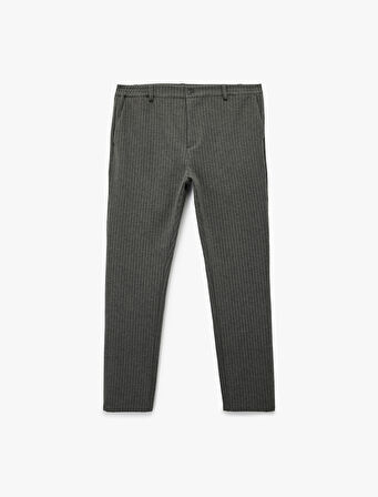 Viskon Karışımlı Cepli Regular Fit Çizgili Pileli Kumaş Pantolon