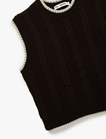 Kolsuz Biyeli Bisiklet Yaka Saç Örgüsü Dokulu Süveter